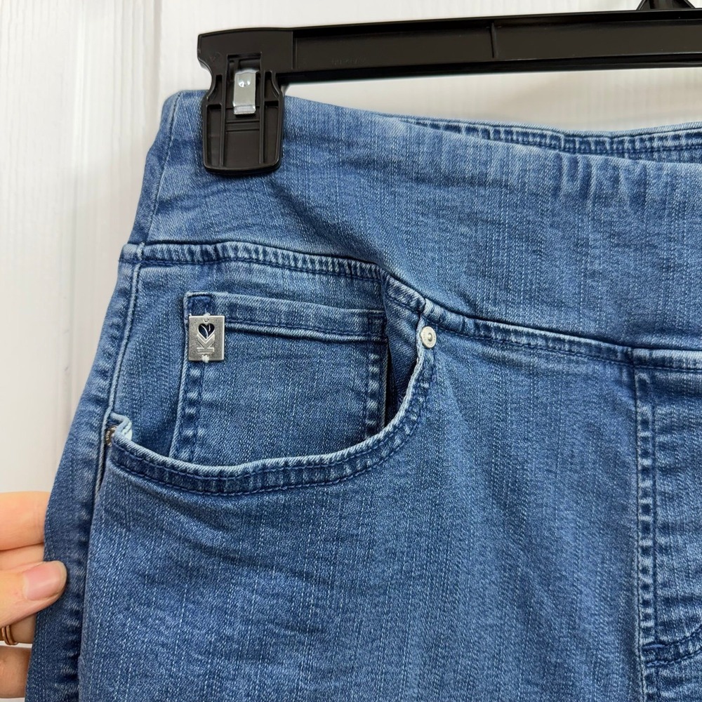 Belle Kim Gravel blue medium wash pull on fringe distressed hem stretch shorts - Picture 2 of 8